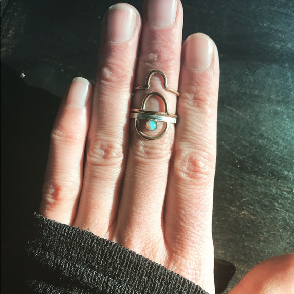 Hi!! I’m Amanda 🌙 - Picture 7 of 8